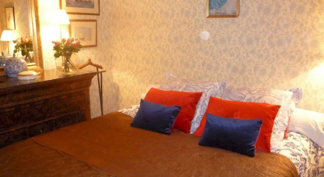 Bed and breakfast Tour Eiffel 3, Забронировать Отель Париж Иль-де-Франс, рядом с Espace Nadeshiko Paris France
