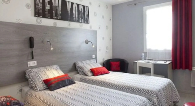 Hotel Mac Bed