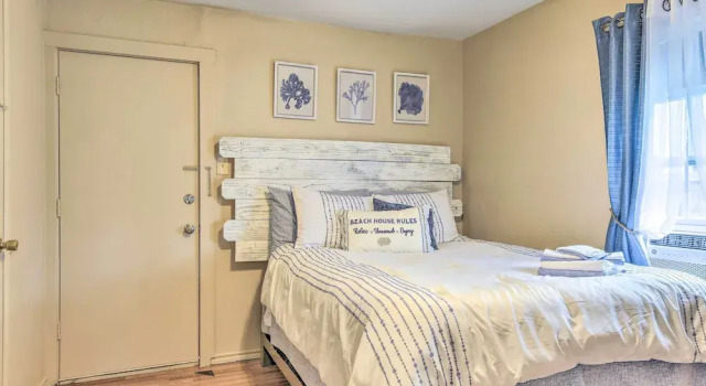 Fire Pit & Grill: Fishing Cottage in Aransas Pass!, Забронировать Дом для отпуска Виллы Аранзас Пасса, Вилла