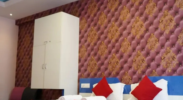 Номер Luxury Hotel BluRay