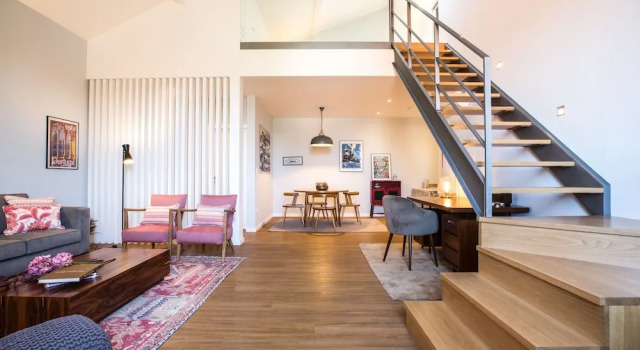 Апартаменты Deluxe Metro Loft