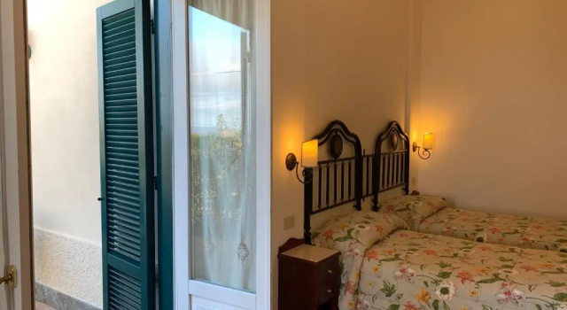 Трёхместный номер Superior с видом на море Villino Eleonora & Spa