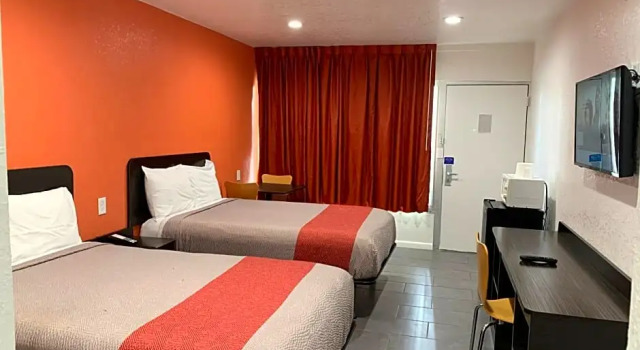 Номер Standard Motel 6 Englewood, FL
