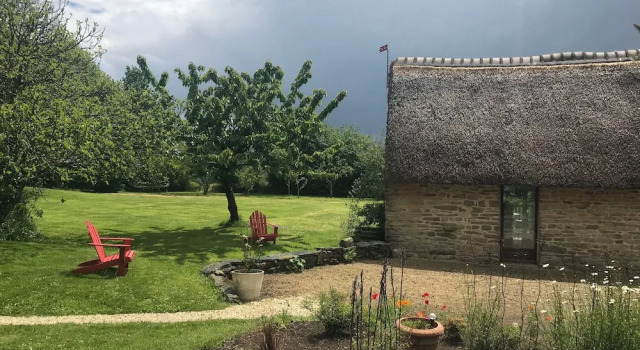 La Fontaine Blanche, Rezerwuj Hotel Melgven Bretania