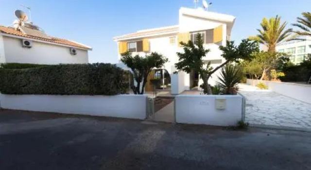 Fig Tree Bay Villa 2, Boek Villa Hotels in Protaras met parkeren, in de buurt van Neolithic Settlement, Parkeren