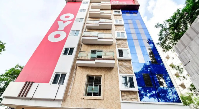 Hotel SK by OYO Rooms, Rezerwuj Hotel Hajdarabad 