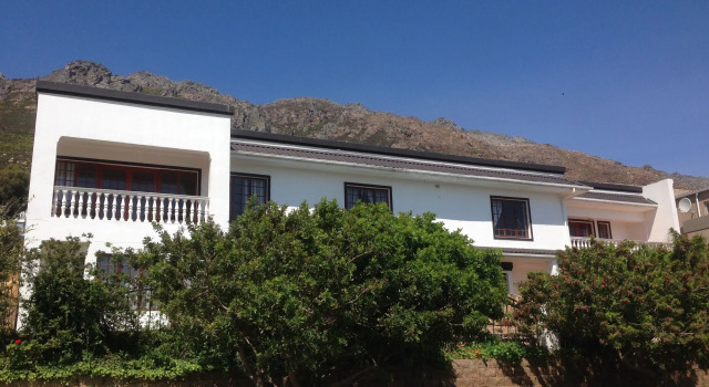 Helderberg Guesthouse, Buchen Sie Pension Günstige Hotels in Westkap.