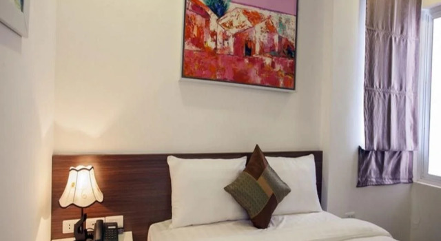 Nam San Hotel