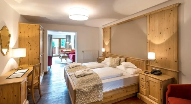 Полулюкс Hotel WH - Wiesnerhof