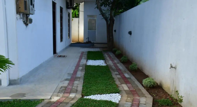 Апартаменты Sholay Villa Galle