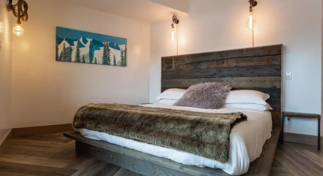 Blackstone B&B