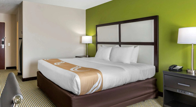 Двухместный номер Standard Quality Inn & Suites