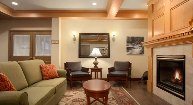 Country Inn & Suites by Radisson, Dundee, MI, Varaa Hotelli Dundee Michigan