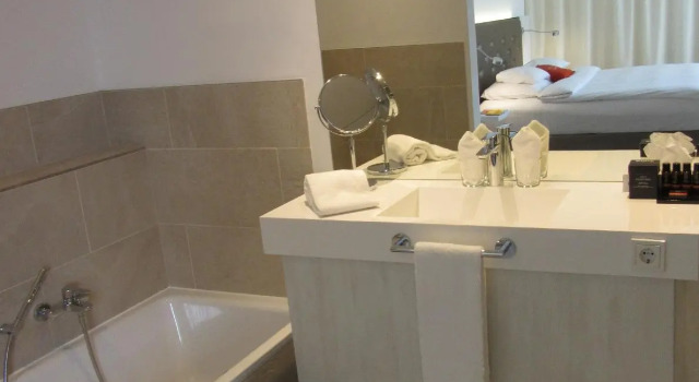 Люкс elaya hotel kleve, Trademark Collection by Wyndham