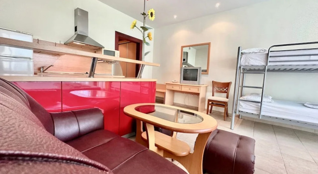 Студия Classic с балконом Menada Miramar Palace Apartments