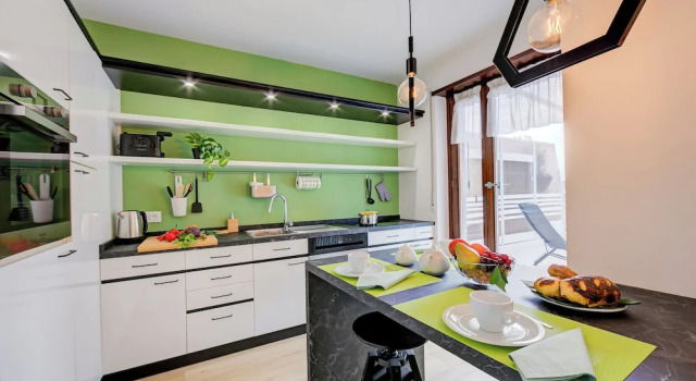 Семейные апартаменты с балконом Balcone Sui Tigli Few Min From The Lake