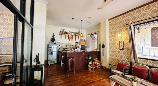 Rimvang Guesthouse, Забронировать Отель Отели Луангпхабанг с завтраком, рядом с Haw Pha Bang, Завтраки
