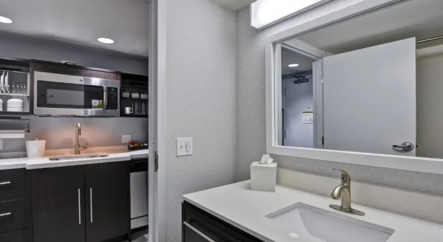 Люкс Home2 Suites by Hilton Miramar Ft. Lauderdale