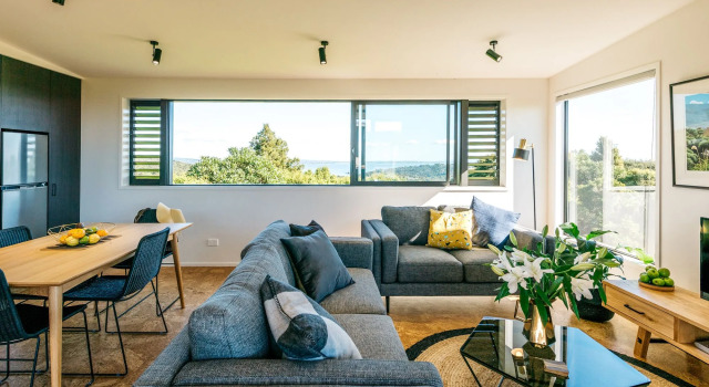 Villas Waiheke, Забронировать Вилла Коттеджи Онетанги, рядом с EcoZip Adventures, Коттедж