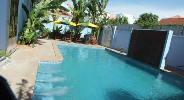 Moonlight Kiss Hostel