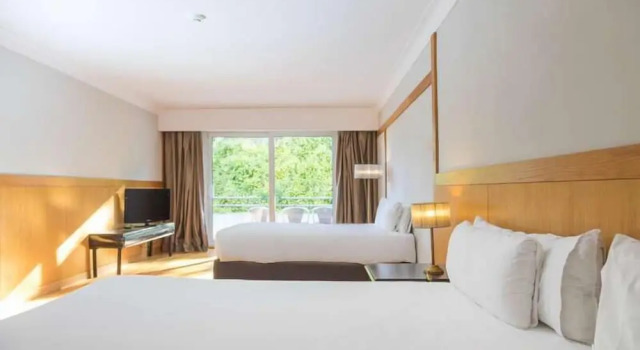 Трёхместный номер Standard с балконом B&B HOTEL Sado Setúbal