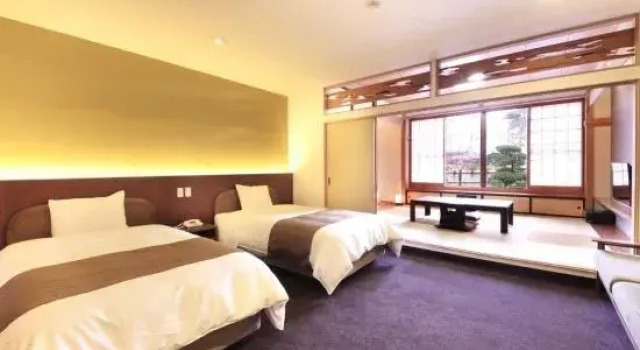 Nanpeidai Onsen Hotel, Забронировать Отель Накагава Тотиги