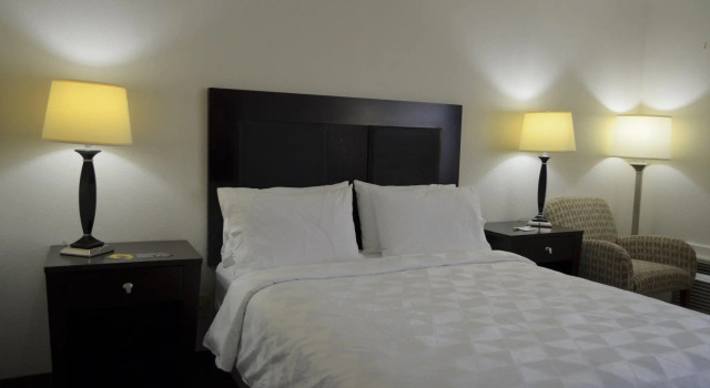 Двухместный номер Standard Holiday Inn Rock Springs by IHG