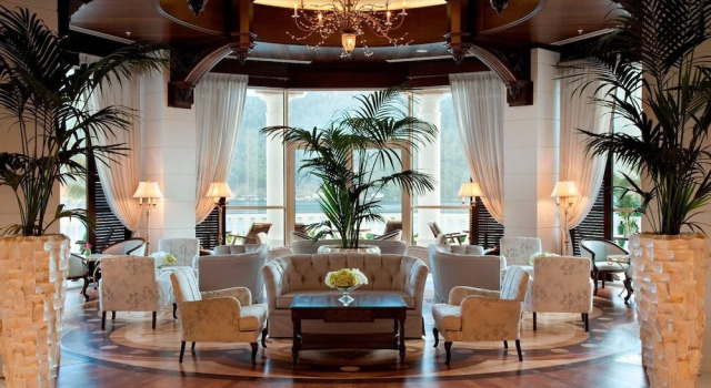 Angels Peninsula Hotel