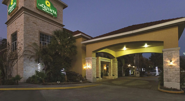 Двухместный номер Standard La Quinta Inn & Suites by Wyndham Kingwood Houston IAH Airpt