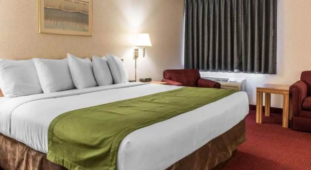 Люкс Quality Inn Wilkes-Barre near Arena