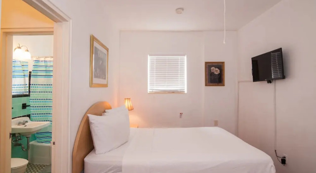 Двухместный номер Standard Island House South Beach