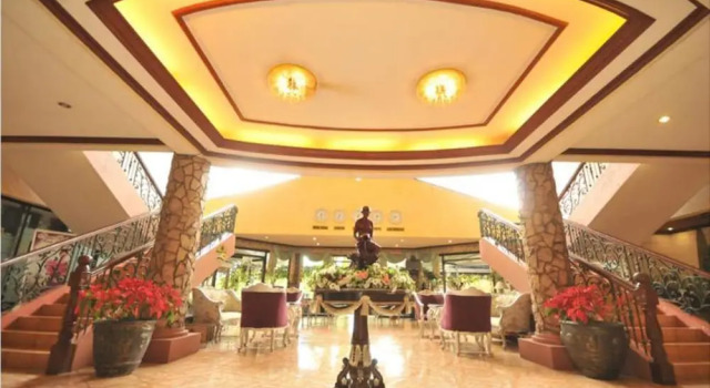 Queen Margarette Hotel - Main, Reserva ahora Hotel Hoteles y alojamientos en Lucena, Hotel
