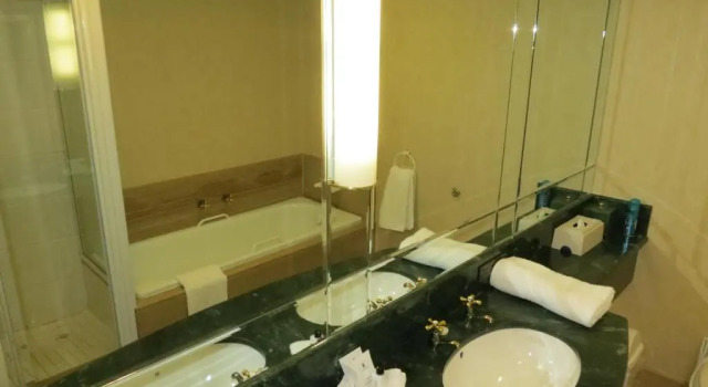 Люкс Premium Redlands Hotel