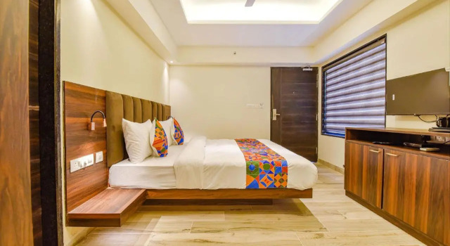 Fabhotel Prime Pink City Park