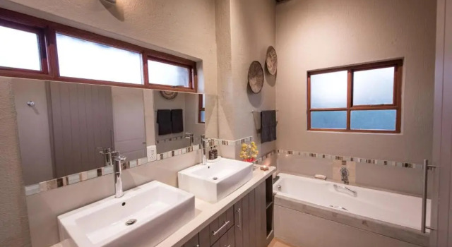 Люкс Deluxe eKhaya Bush Lodge
