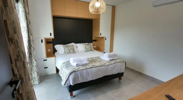 Апартаменты Superior Цокольный этаж c 1 комнатой с балконом hôtel résidence a torra