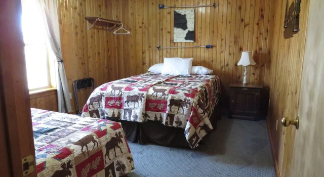 Eagle Nest Cabins & Marina, Varaa Hotelli Eagle Nest 