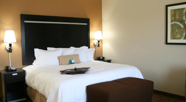 Двухместный номер Standard Hampton Inn & Suites Cleburne