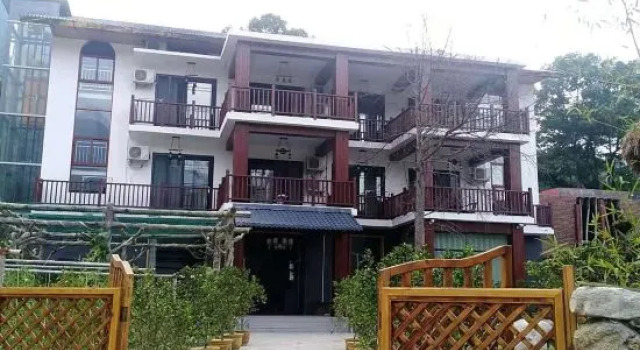 Yichun Jingfu Courtyard · Linmei Aishe Homestay, Rezerwuj Hotel Yichun Jiangxi