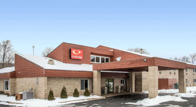 Coratel Inn and Suites By Jasper River Falls, Reserva ahora Hotel River Falls Wisconsin