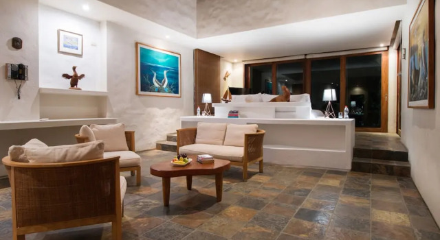 Villa Escalesia, Boek Villa Puerto Ayora 