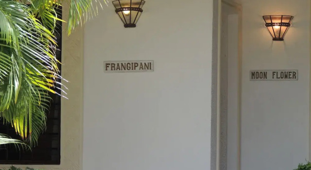 Hotel Villa Malindi, Забронировать Отель Отели Малинди 3 звезды, рядом с Betty's Boutique, 3*