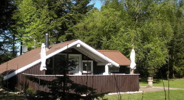 Коттедж 4 person holiday home in Jerup-By Traum