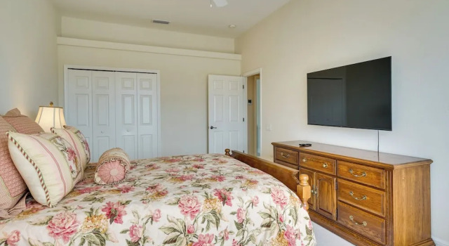 Коттедж Private Pool, Dock & Gulf Access: Cape Coral Home!