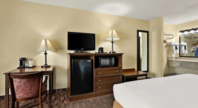 Двухместный люкс с видом на океан Best Western Center Pointe Inn
