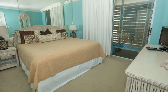 Magnolia House 309 1 Bedroom Condo by RedAwning, Забронировать Апартаменты/квартира Дестин Emerald Coast, рядом с Indian Temple Mound and Museum