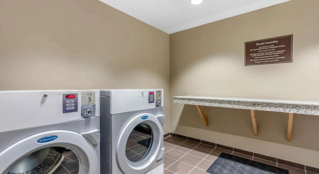 MainStay Suites St Louis Airport, Book Hotel Bridgeton Missouri