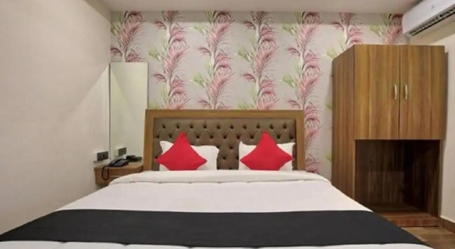 Hotel Shagun Palace