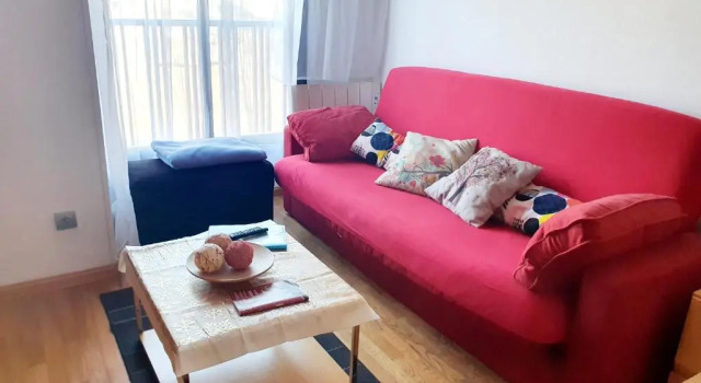 Apartamento 4 pax Airport Wanda Ifema WiFi, Varaa Huoneisto Hotellit Madridin maakunta pysäköinnillä, Pysäköinti