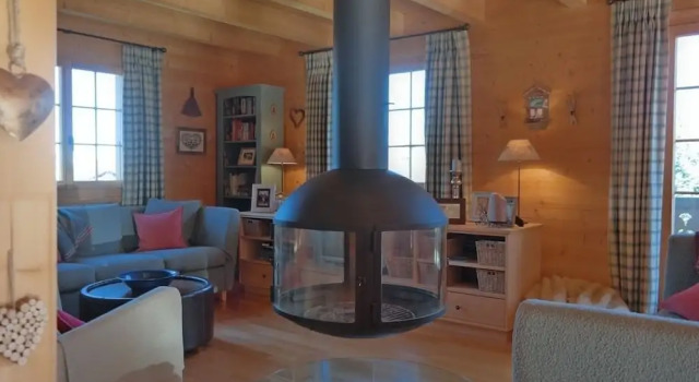 Шале с 4 комнатами с балконом и с видом на горы Chalet Ella